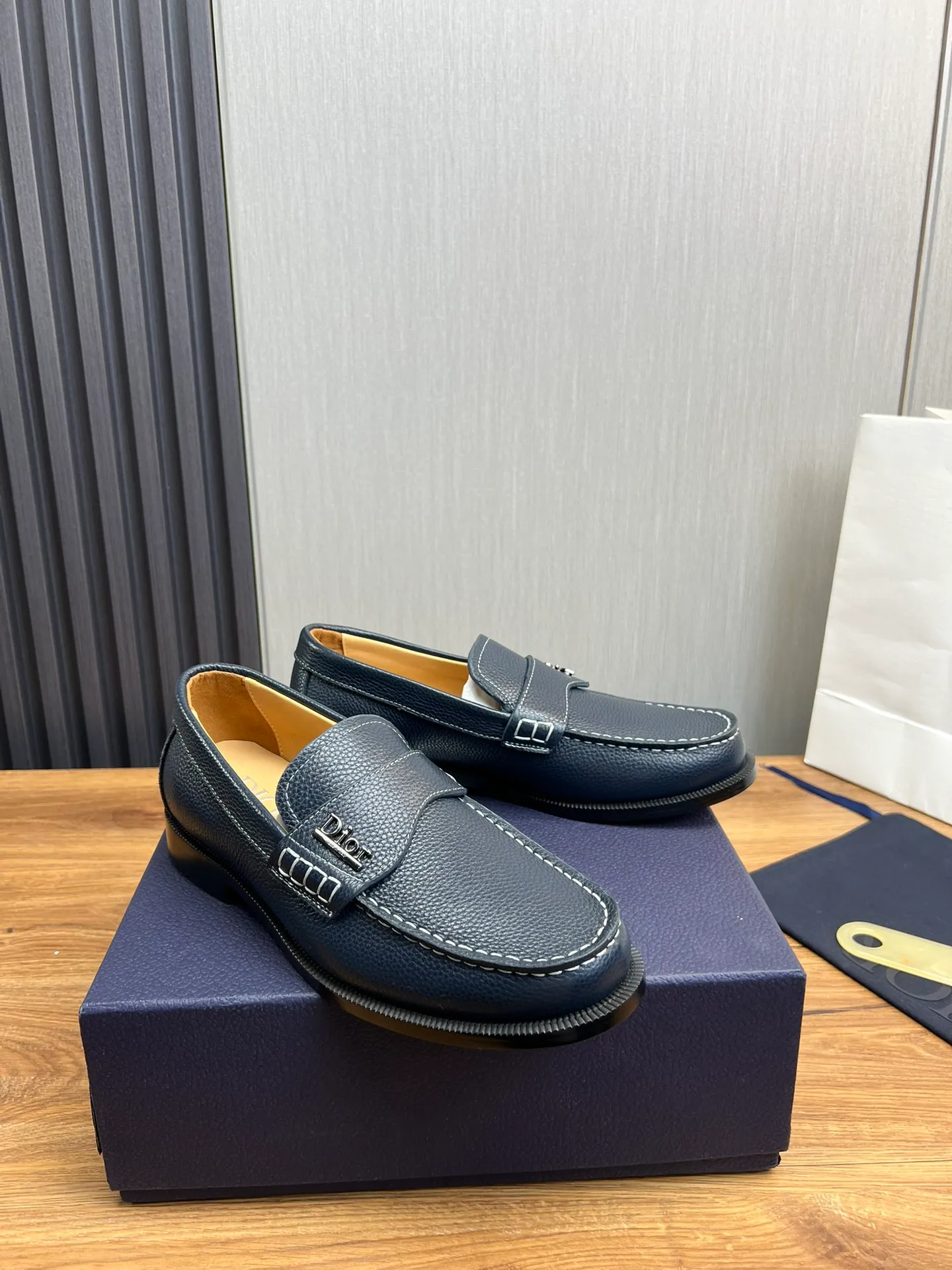 Men's men's shoes💰560💰 Dior men's business casual leather shoes👞all use imported original brand leather, just to create a more comfortable wearing experience, upper: original cowhide➕imported sheepskin lining, original non-slip and wear-resistant rubber outsole✔️36-45 (38.45 non-returnable)